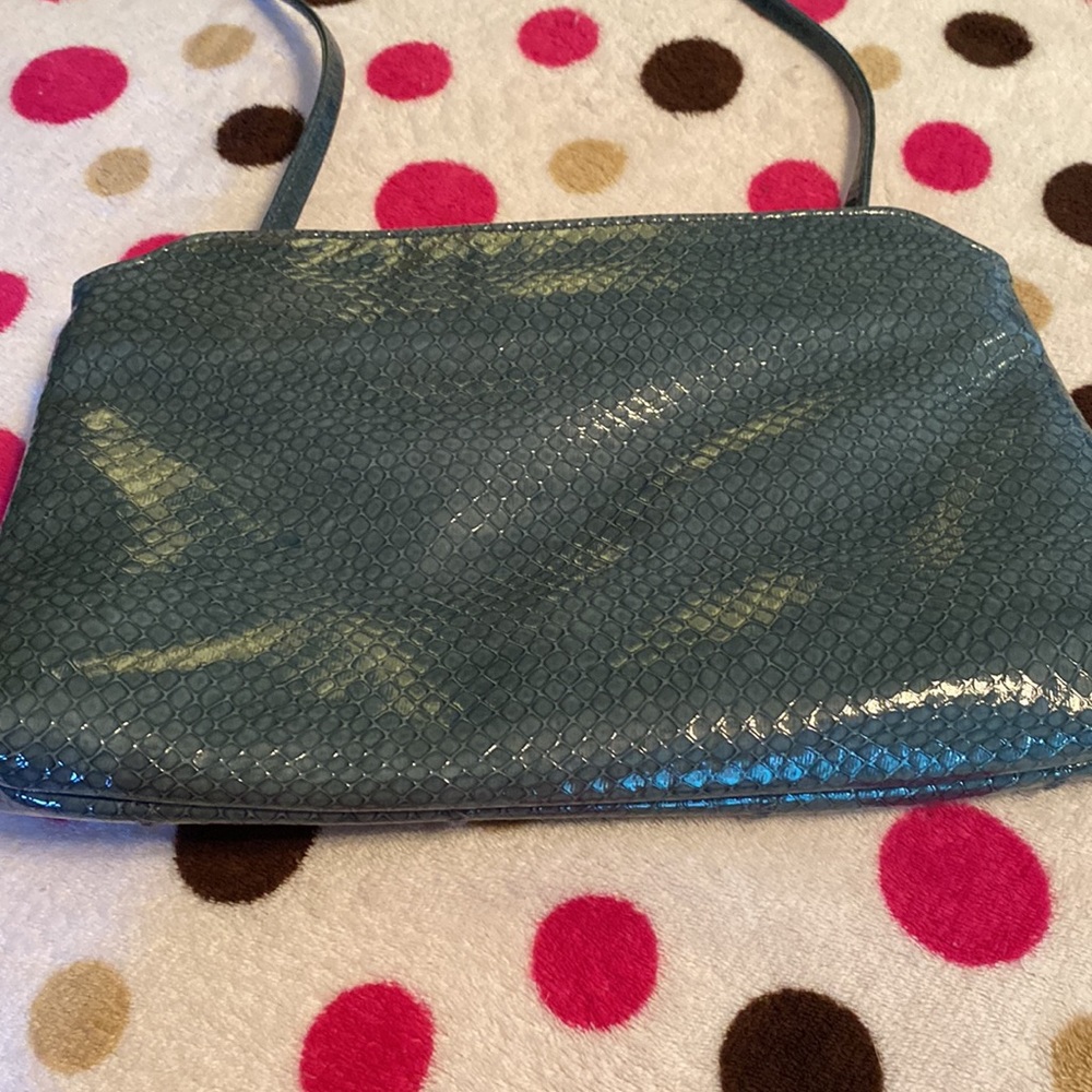 Purse - Picture 2 of 5